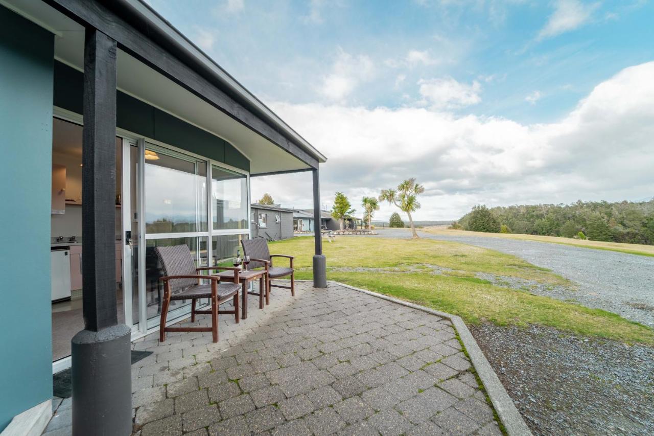 Fiordland National Park Lodge Te Anau Downs Exterior photo