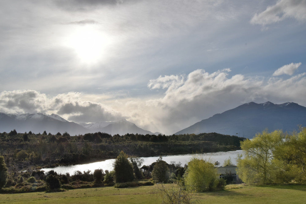 Fiordland National Park Lodge Te Anau Downs Exterior photo
